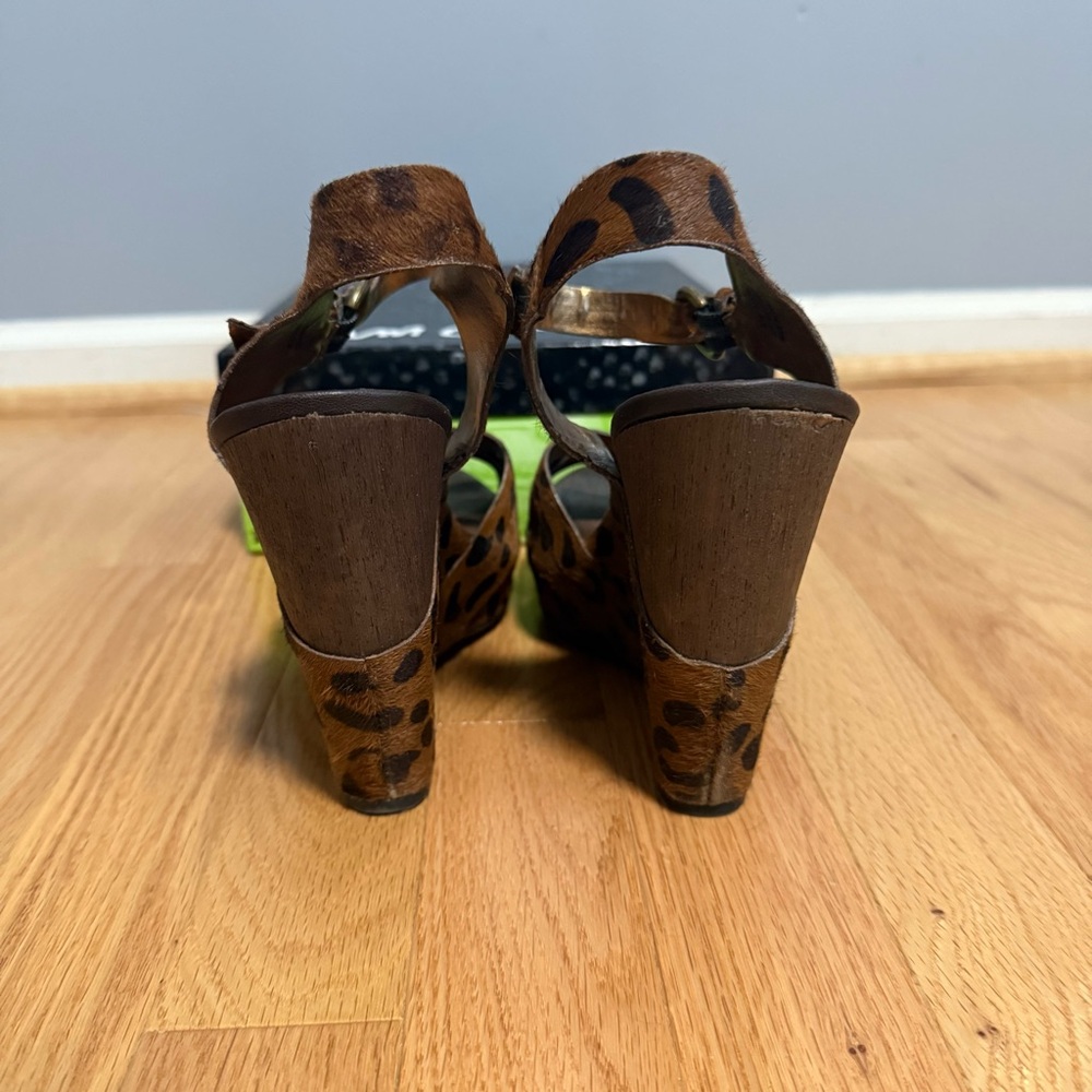 Sam Edelman Katrice Brown Leopard Animal Print Wedge Sandals - Picture 4 of 6